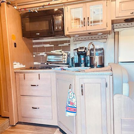 Private Cozy R/V , For Your Enjoyment Tamiami Zewnętrze zdjęcie